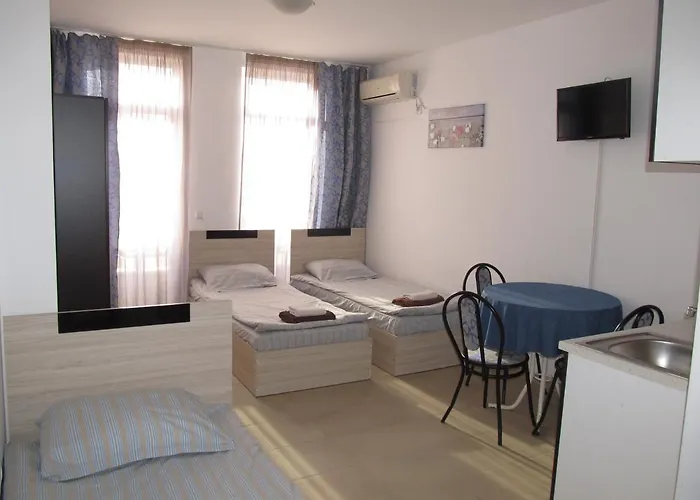 Apartment And In Cote D'azure *