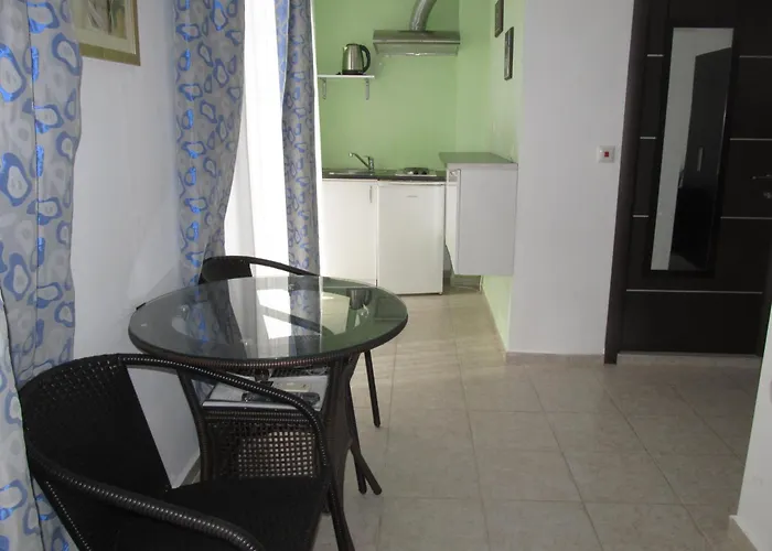 Apartment And In Cote D'azure