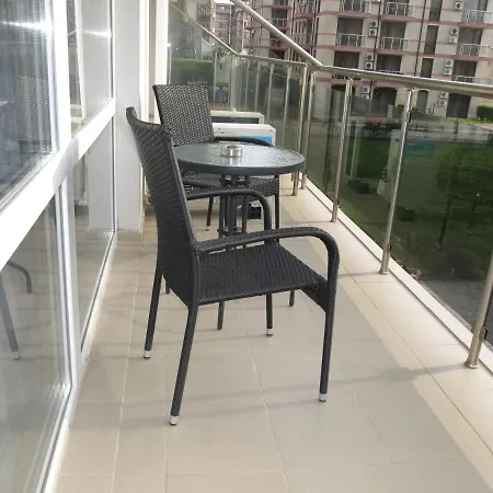 Apartament And In Cote D'azure