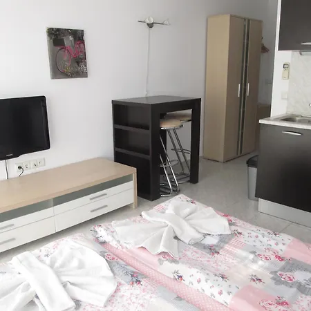 And In Cote D'azure 阳光海滩