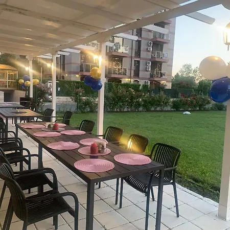 And In Cote D'azure *