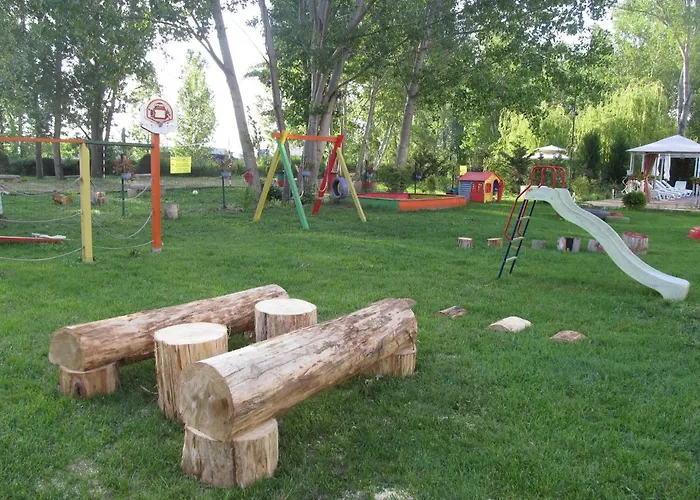 And In Cote D'azure Apartment