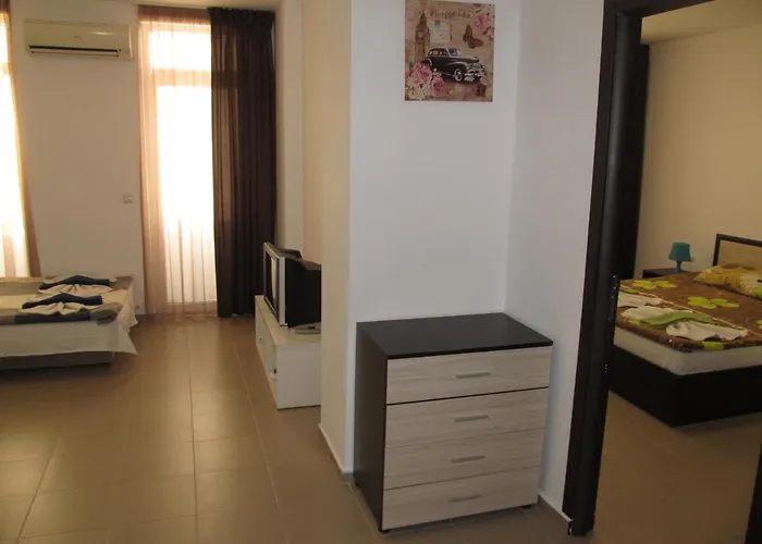 And In Cote D'azure Apartment *