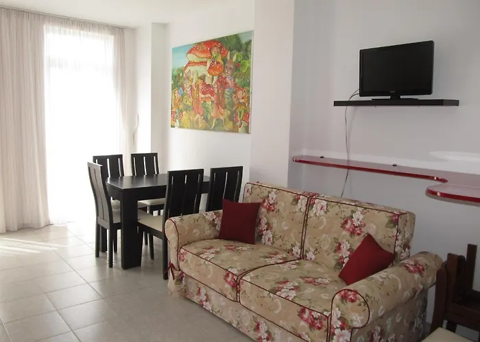 And In Cote D'azure Appartamento