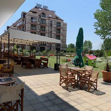 And In Cote D'azure Lejlighed